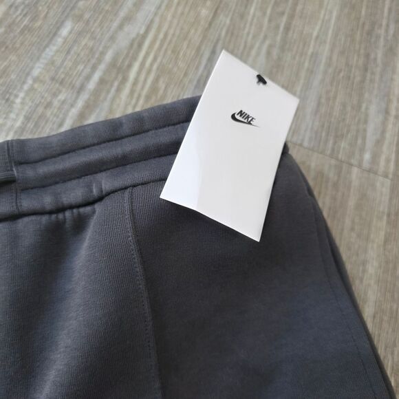 Nike Tech Fleece Tailored Straight Leg Relaxed Pants Men’s Medium M FZ7583-060 - Picture 9 of 16